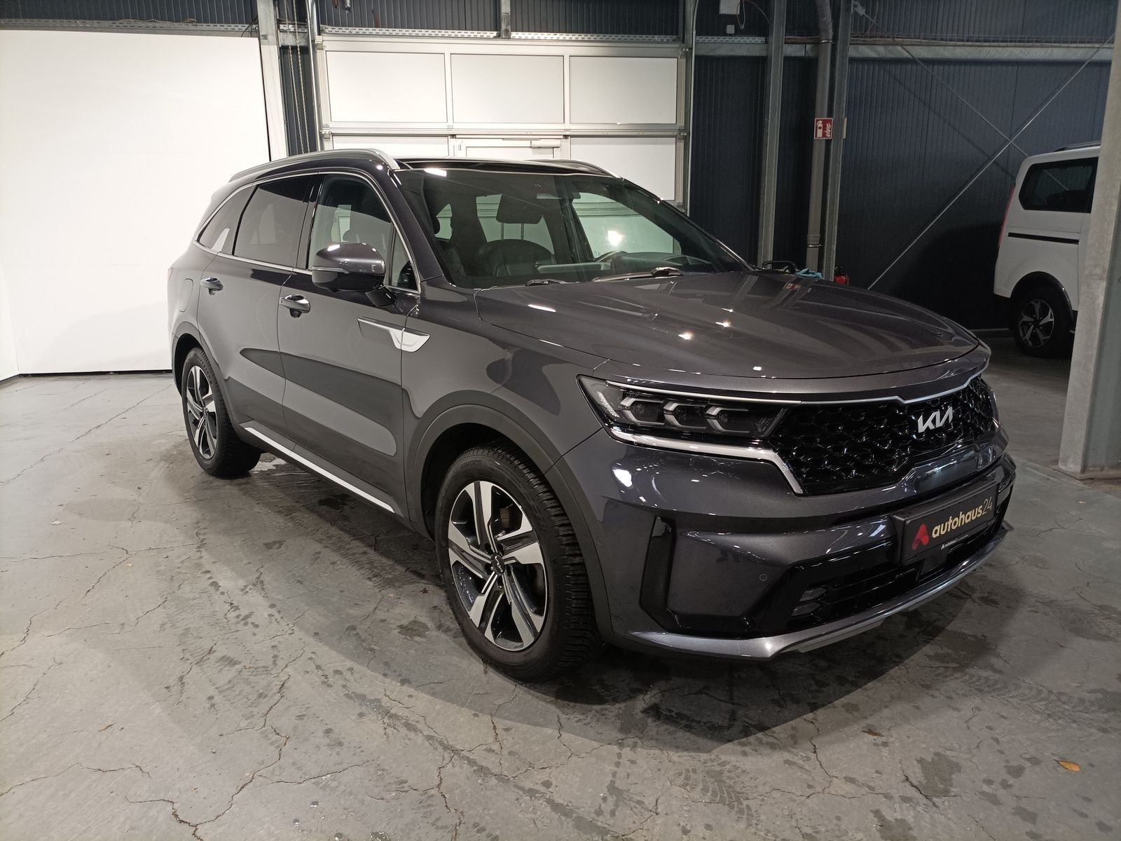 Kia Sorento SUV / Crossover / Geländewagen KIA Sorento 1.6 T-GDI Plug-in Hybrid AWD Platinum At Sports Utility Vehicle #1