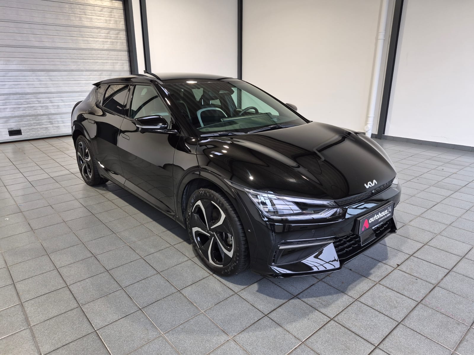 Kia EV6 SUV / Crossover / Geländewagen KIA EV6 77,4 kWh 168 kW Heckantrieb GT-Line Sports Utility Vehicle #1