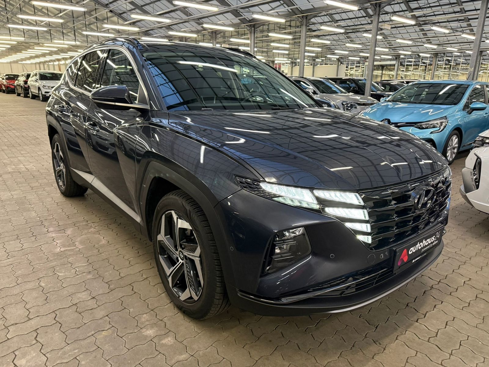 Hyundai Tucson SUV / Crossover / Geländewagen HYUNDAI Tucson 1.6 T-GDI Plug-in Hybrid 4WD Auto Sports Utility Vehicle #1