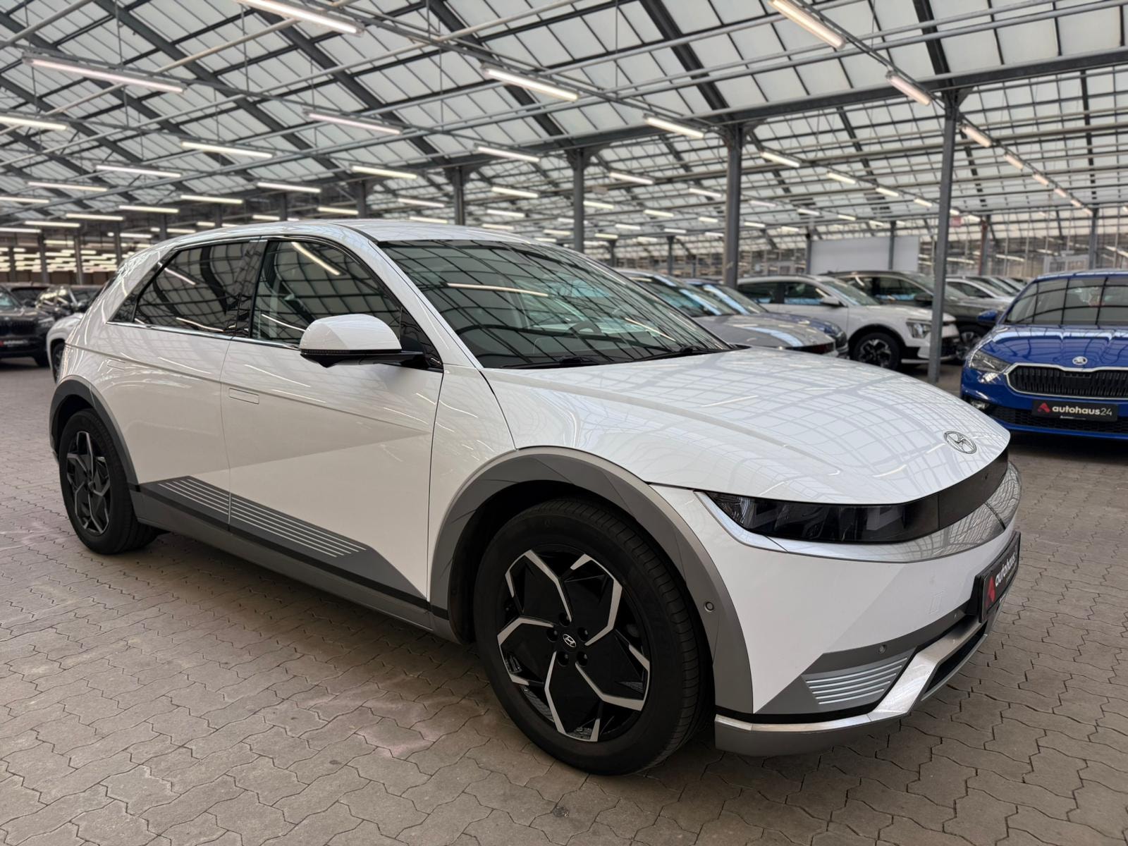 Hyundai IONIQ 5 Limousine HYUNDAI IONIQ 5 58 kWh 125 kW Heckantrieb Sports Utility Vehicle #1