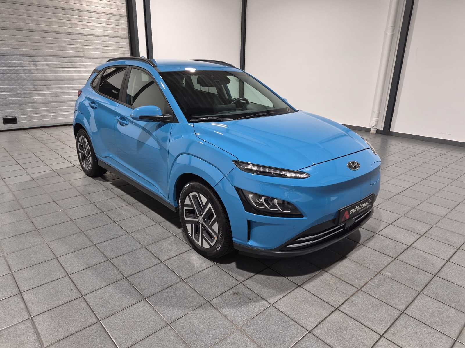Hyundai Kona SUV / Crossover / Geländewagen HYUNDAI Kona ELEKTRO 150kW Sports Utility Vehicle #1