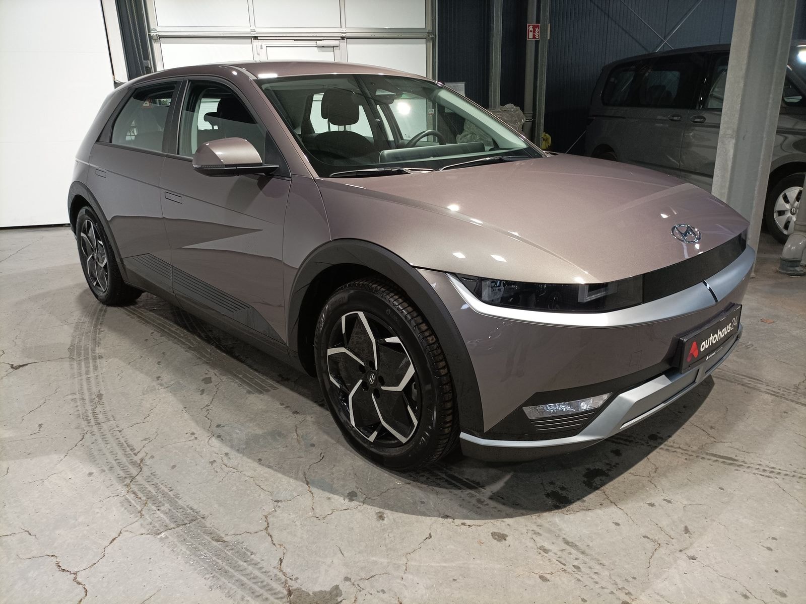 Hyundai IONIQ 5 Limousine HYUNDAI IONIQ 5 58 kWh 125 kW Heckantrieb Sports Utility Vehicle #1