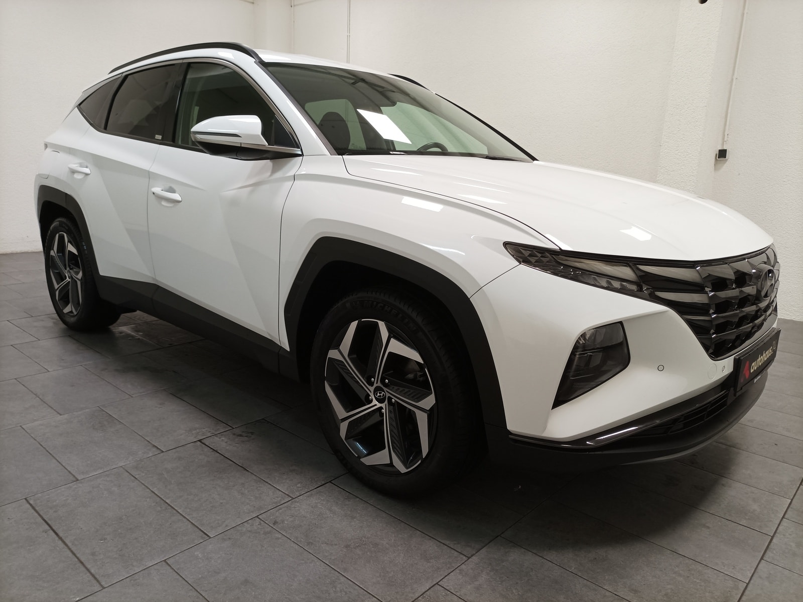 Hyundai Tucson SUV / Crossover / Geländewagen HYUNDAI Tucson 1.6 T-GDI Plug-in Hybrid 4WD Auto Sports Utility Vehicle #1