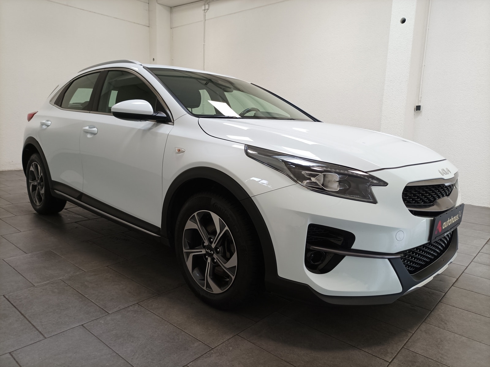 Kia XCeed SUV / Crossover / Geländewagen KIA XCeed 1.0 T-GDI Edition 7 Sports Utility Vehicle #1