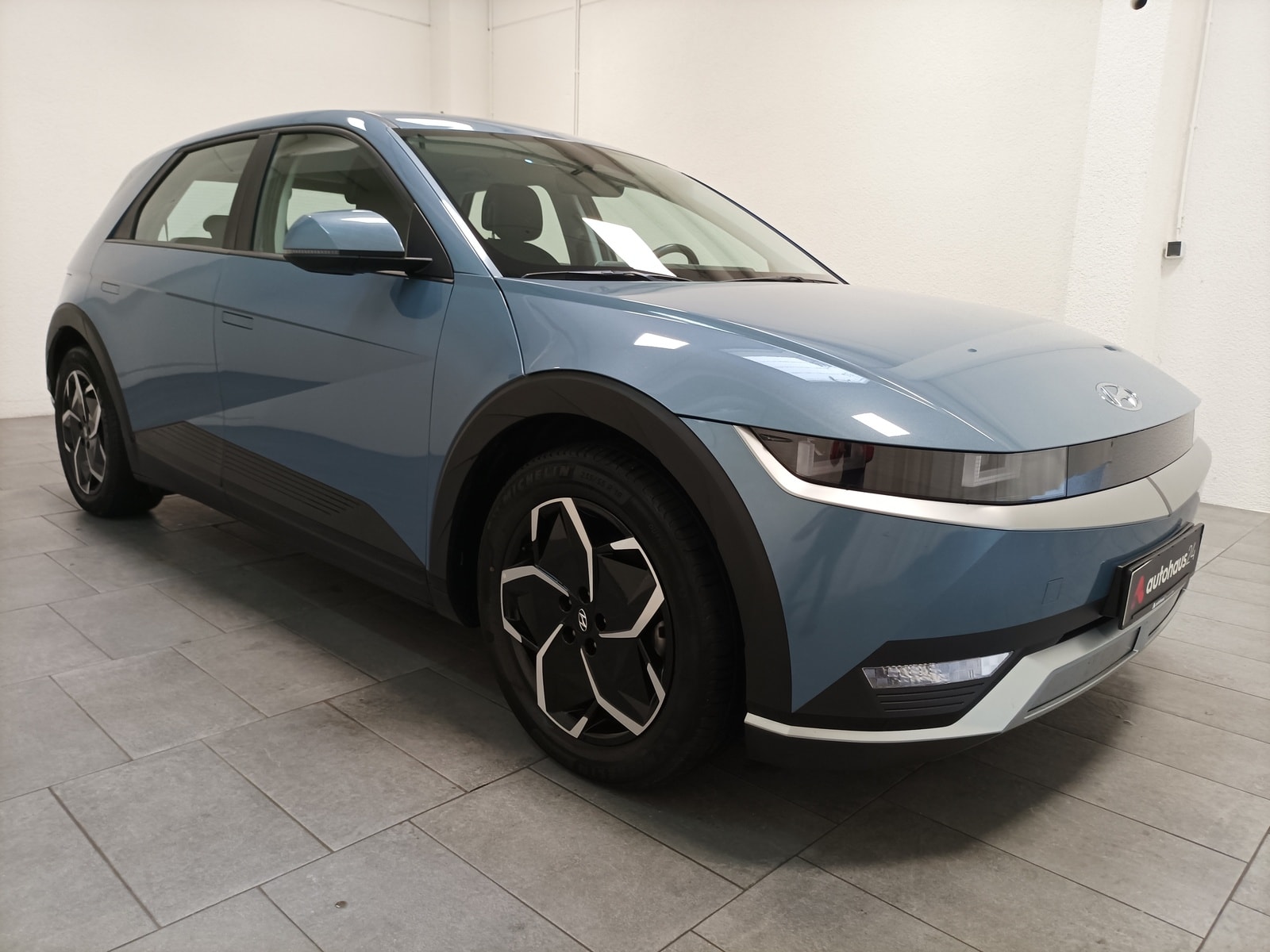 Hyundai IONIQ 5 Limousine HYUNDAI IONIQ 5 72,6 kWh 225 kW Allradantrieb Sports Utility Vehicle #1