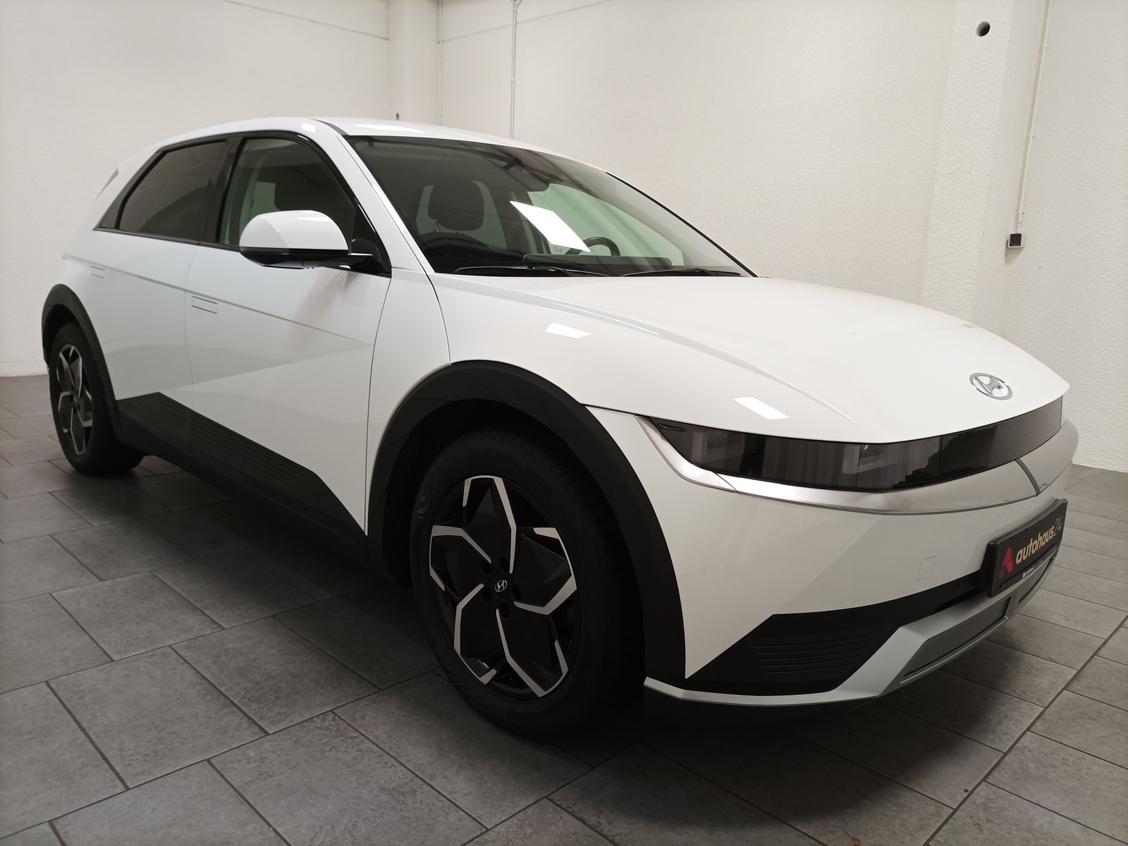 Hyundai IONIQ 5 Limousine HYUNDAI IONIQ 5 72,6 kWh 160 kW Heckantrieb Sports Utility Vehicle #1