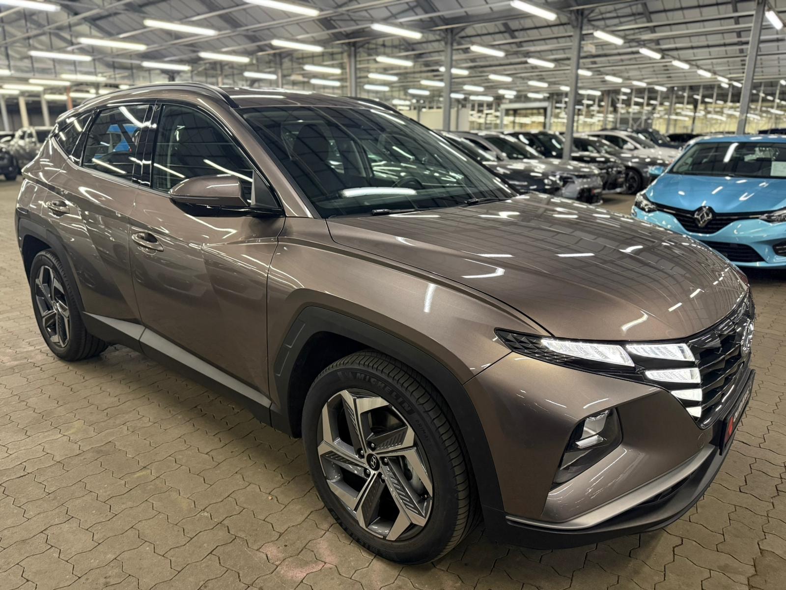 Hyundai Tucson SUV / Crossover / Geländewagen HYUNDAI Tucson 1.6 T-GDI Plug-in Hybrid 4WD Auto Sports Utility Vehicle #1