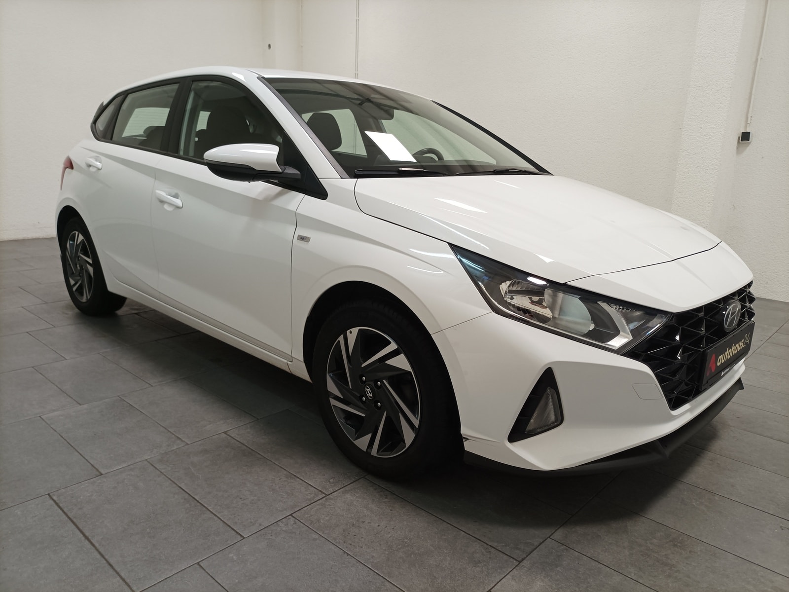 Hyundai i20 Limousine HYUNDAI i20 1.0 T-GDI Trend Coupe Schräghecklimousine #1