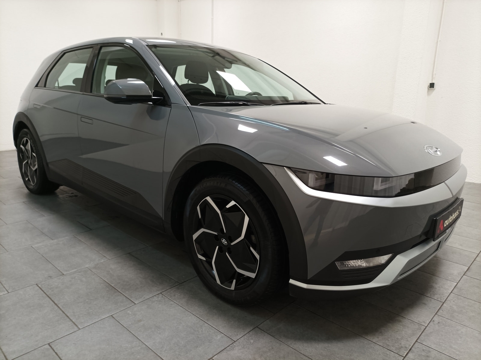 Hyundai IONIQ 5 Limousine HYUNDAI IONIQ 5 72,6 kWh 225 kW Allradantrieb Sports Utility Vehicle #1