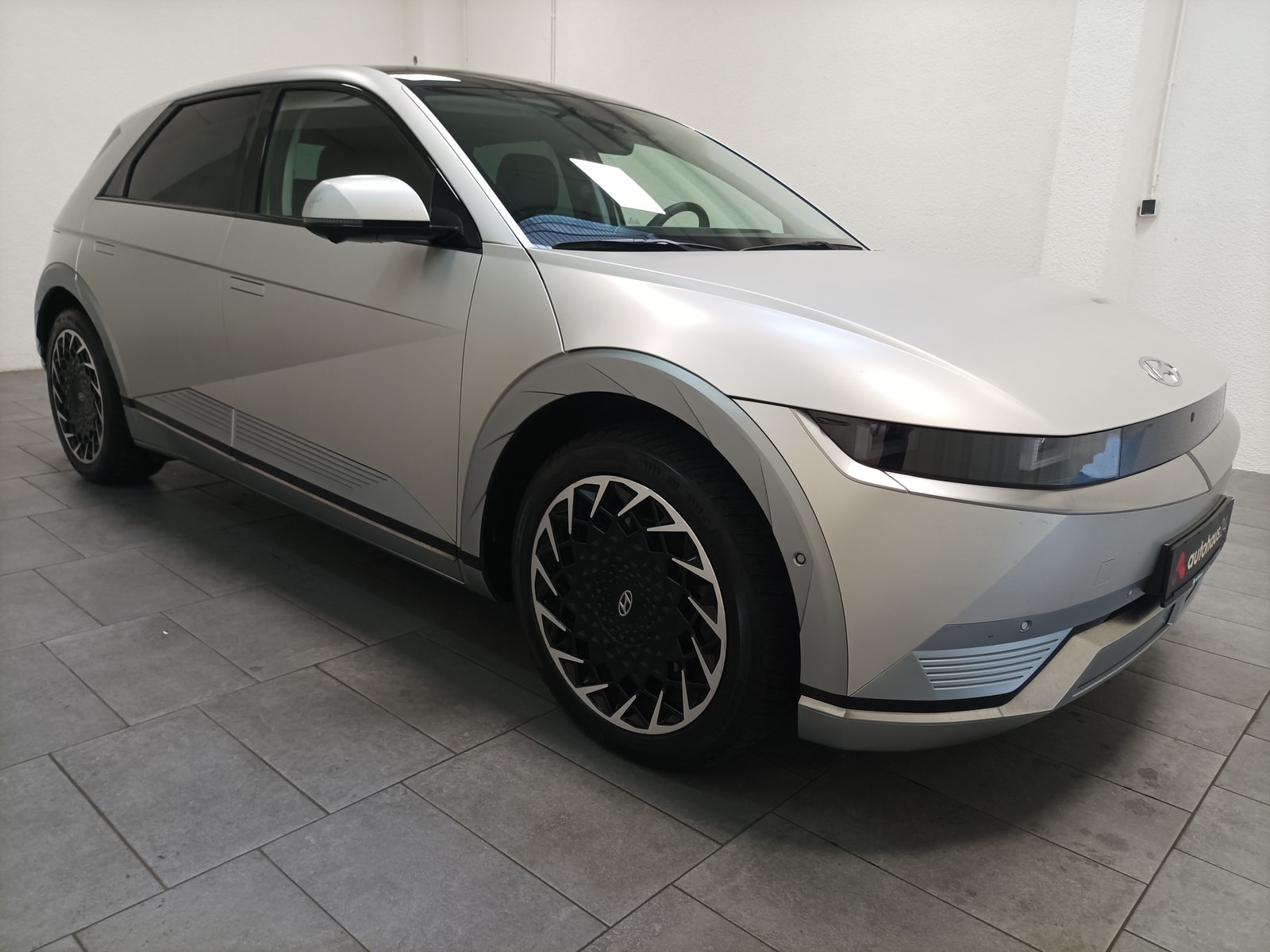 Hyundai IONIQ 5 Limousine HYUNDAI IONIQ 5 72,6 kWh 225 kW Allradantrieb Sports Utility Vehicle #1