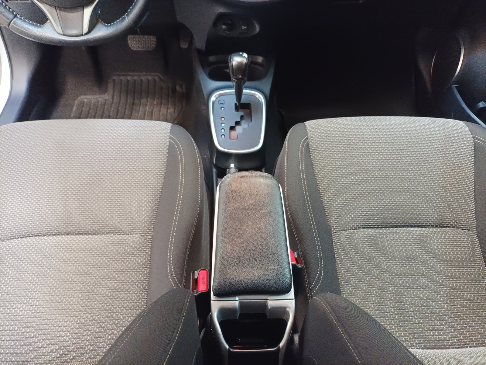 Toyota Yaris Limousine Yaris 1.5 VVT-i (Hybrid) Edition S #13