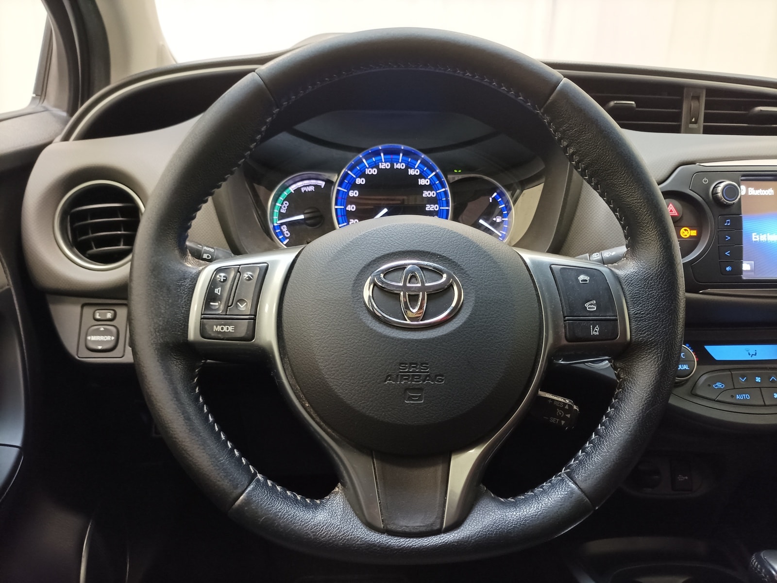 Toyota Yaris Limousine Yaris 1.5 VVT-i (Hybrid) Edition S #10