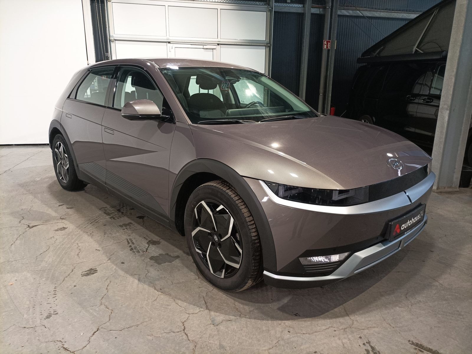 Hyundai IONIQ 5 Limousine HYUNDAI IONIQ 5 58 kWh 125 kW Heckantrieb Sports Utility Vehicle #1