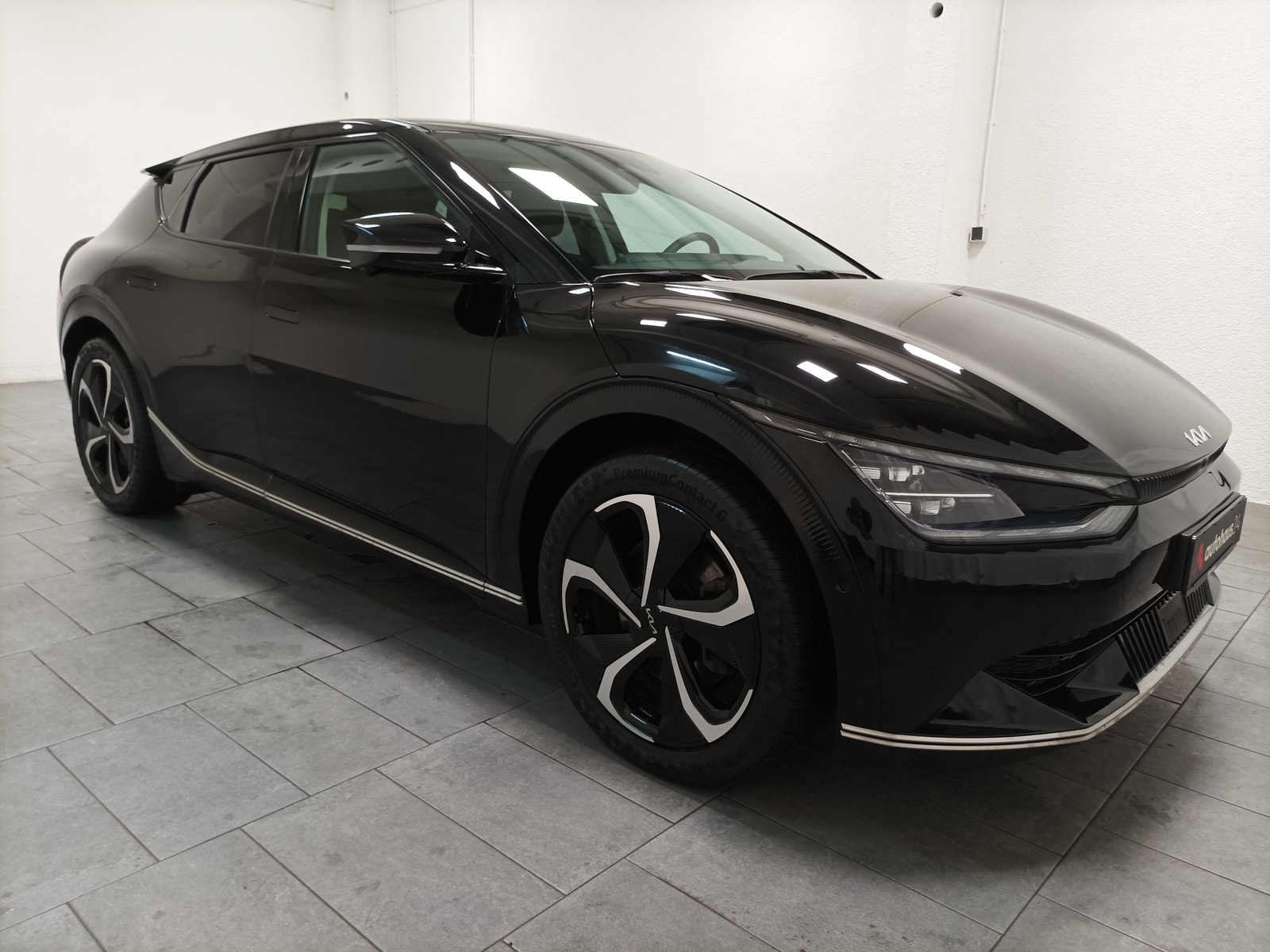 Kia EV6 SUV / Crossover / Geländewagen KIA EV6 77,4 kWh 239 kW Allradantrieb Sports Utility Vehicle #1