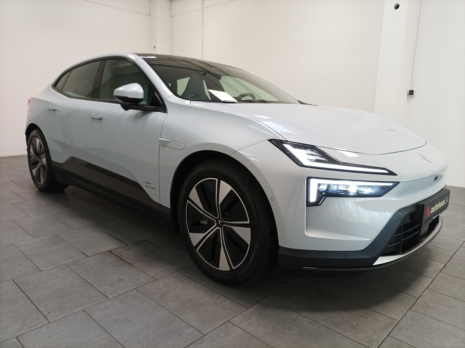 Polestar Polestar 2 Limousine POLESTAR 4 Long Range Single motor Sports Utility Vehicle #1