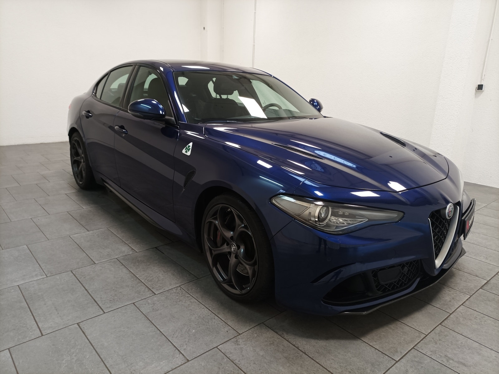 Alfa Romeo Giulia Limousine ALFA ROMEO Giulia Quadrifoglio 2.9 V6 Bi-Turbo 375 kW Limousine #1