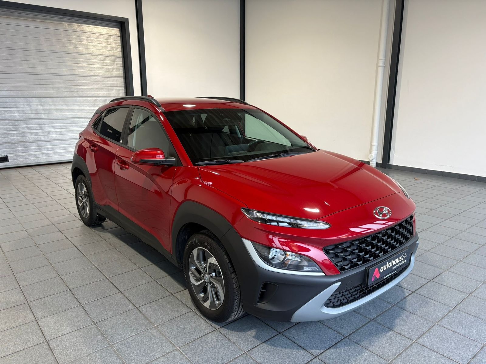 Hyundai Kona SUV / Crossover / Geländewagen HYUNDAI Kona 1.6 GDi Hybrid Edition 30 DCT Sports Utility Vehicle #1