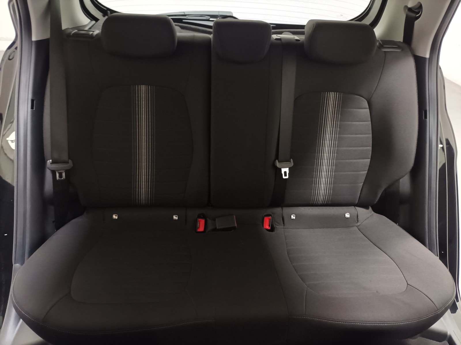 Hyundai i10 Limousine HYUNDAI i10 1.0 Trend Schräghecklimousine #1