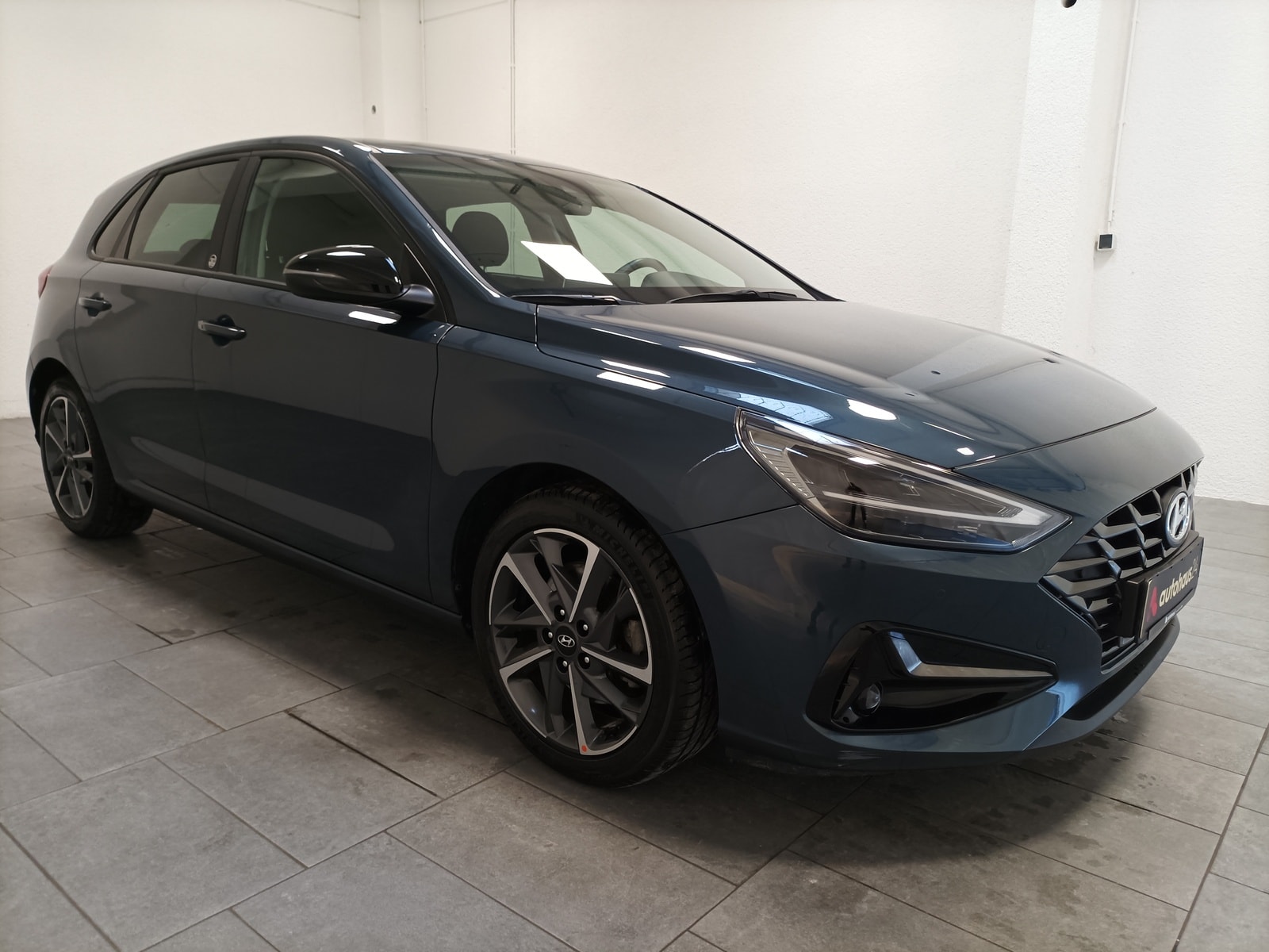 Hyundai i30 Limousine HYUNDAI i30 1.0 T-GDI EDITION 30+ DCT Schräghecklimousine #1