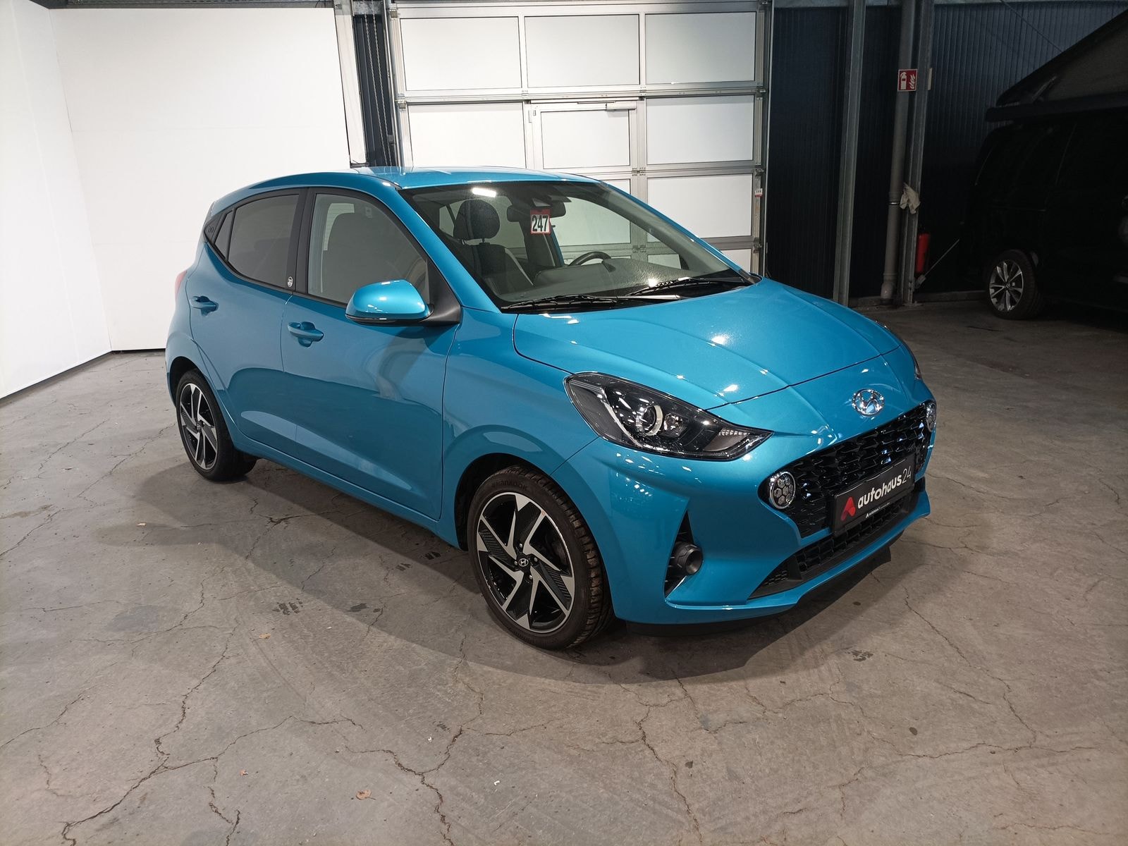 Hyundai i10 Schräghecklimousine HYUNDAI i10 1.0 EDITION 30+ Schräghecklimousine #1