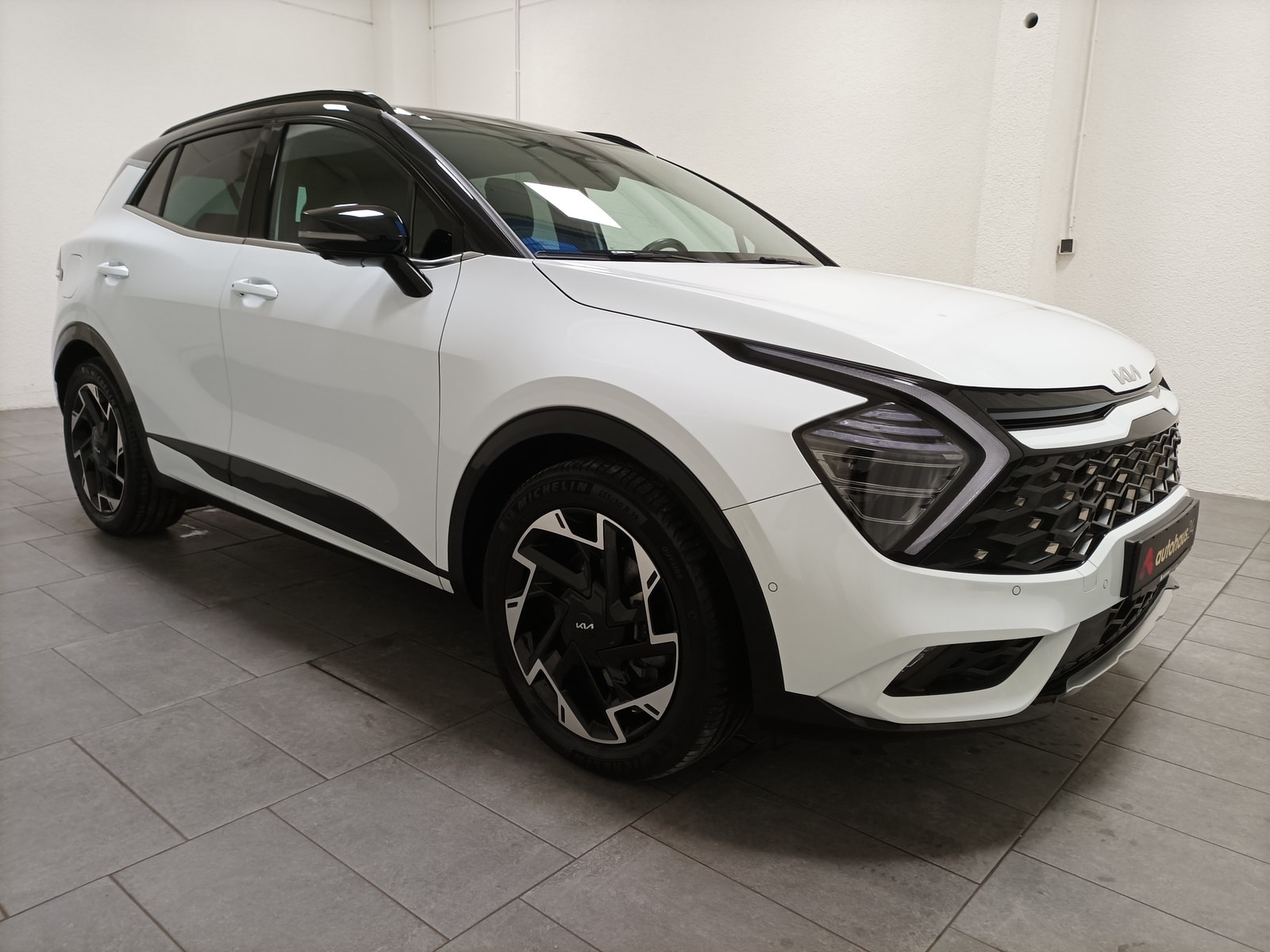 Kia Sportage SUV / Crossover / Geländewagen KIA Sportage 1.6 T-GDI Plug-in Hybrid Auto 4WD Sports Utility Vehicle #1