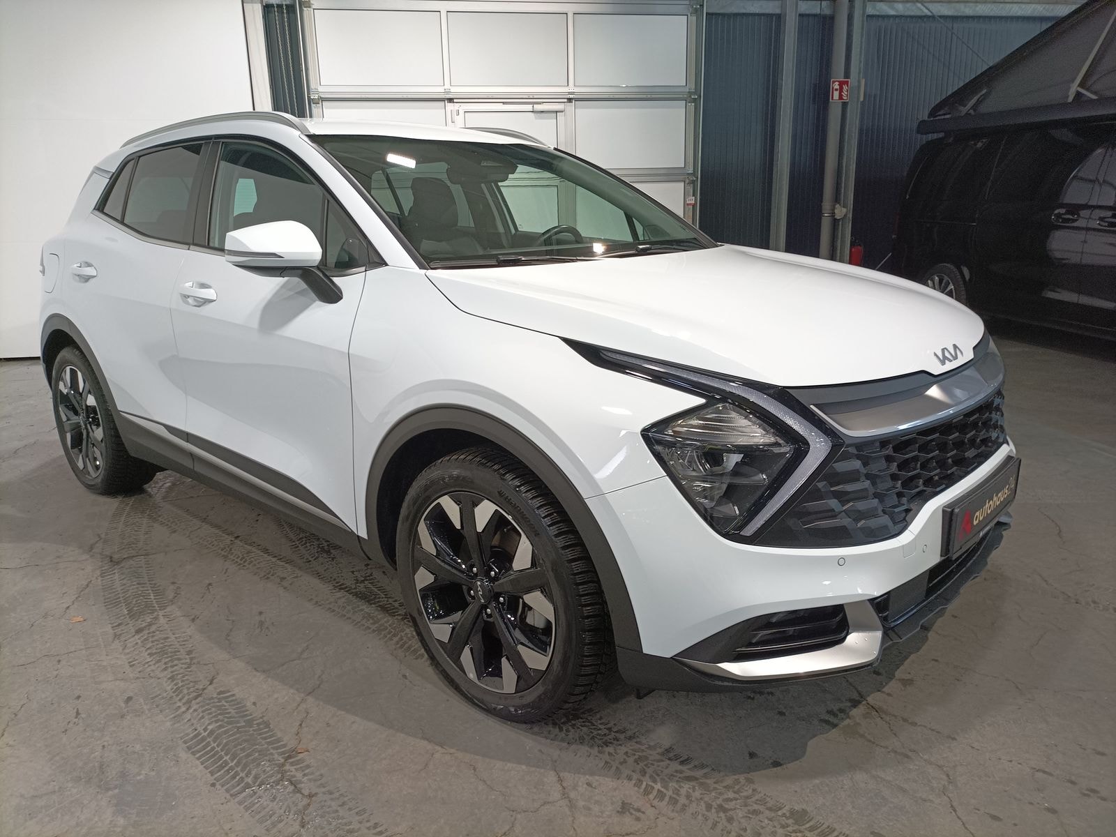 Kia Sportage SUV / Crossover / Geländewagen KIA Sportage 1.6 T-GDI Plug-in Hybrid Auto 4WD Sports Utility Vehicle #1