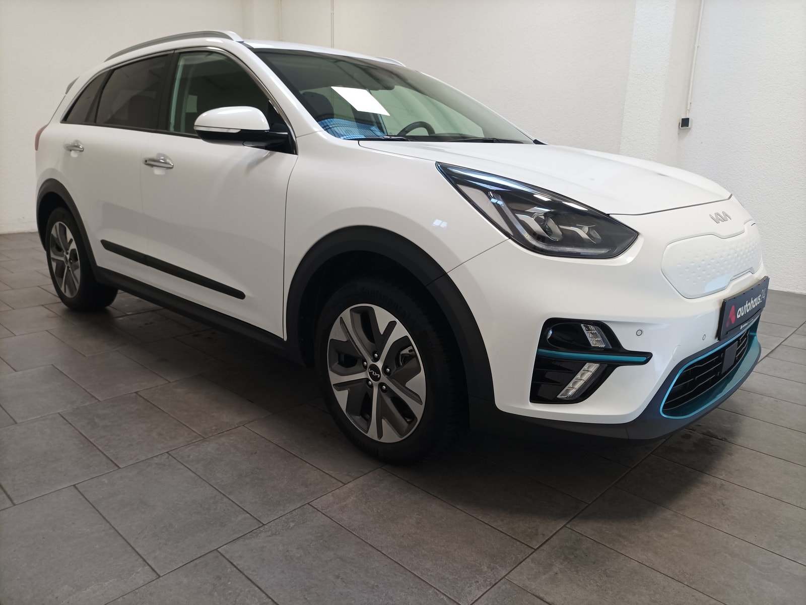Kia Niro SUV / Crossover / Geländewagen KIA e-Niro 150kW Spirit Schräghecklimousine #1