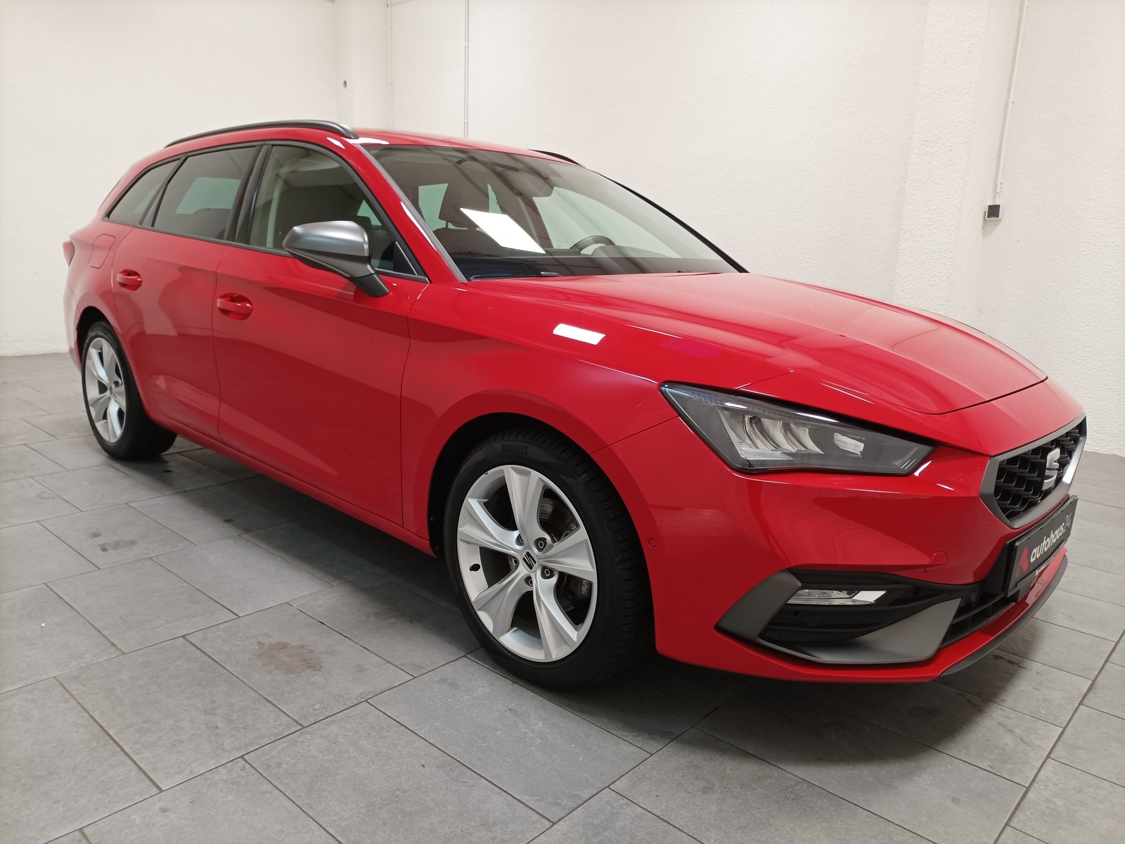 SEAT Leon Kombi SEAT Leon 1.5 TSI 96kW FR Black Matt Ed. S.ST Kombi #1