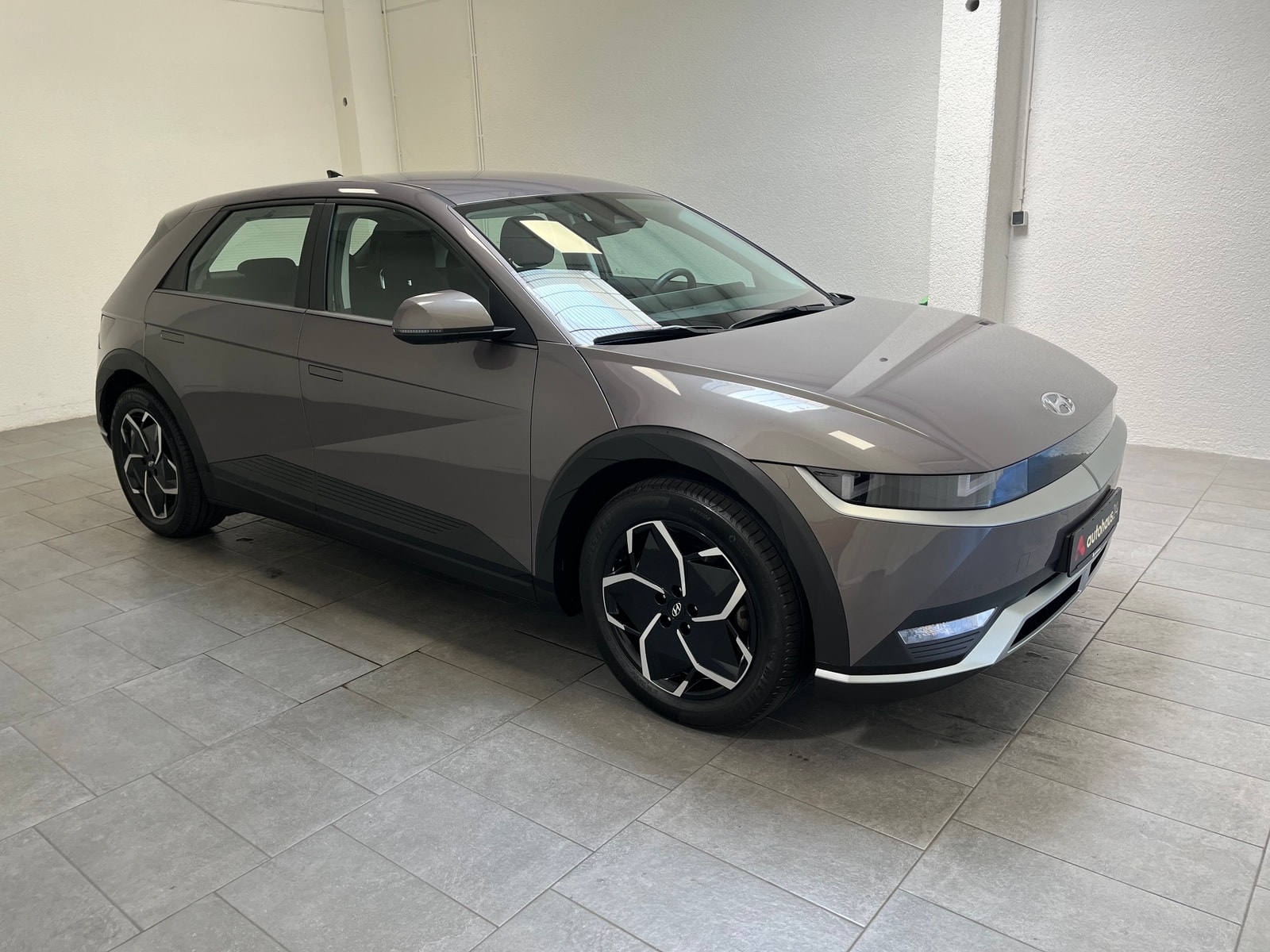 Hyundai IONIQ 5 Limousine HYUNDAI IONIQ 5 58 kWh 125 kW Heckantrieb Sports Utility Vehicle #1