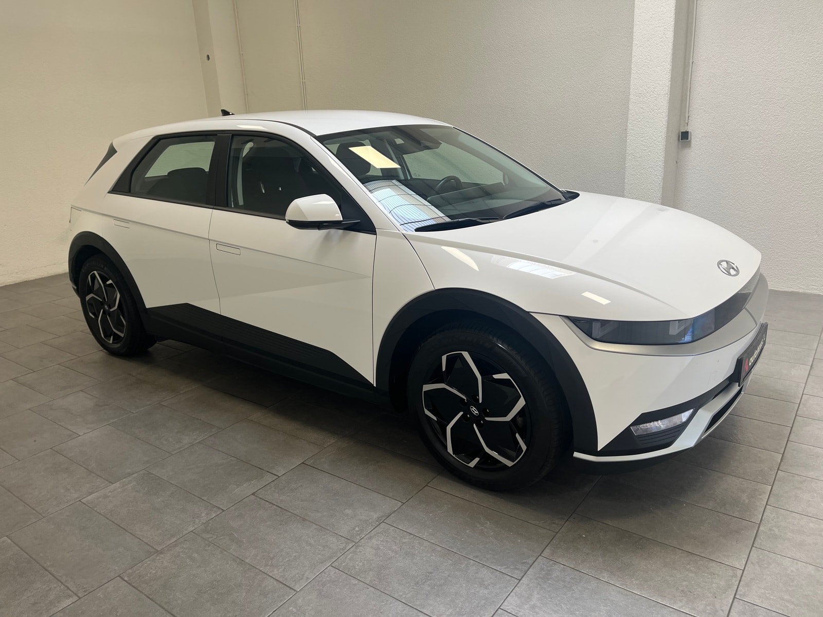 Hyundai IONIQ 5 Limousine HYUNDAI IONIQ 5 72,6 kWh 160 kW Heckantrieb Sports Utility Vehicle #1