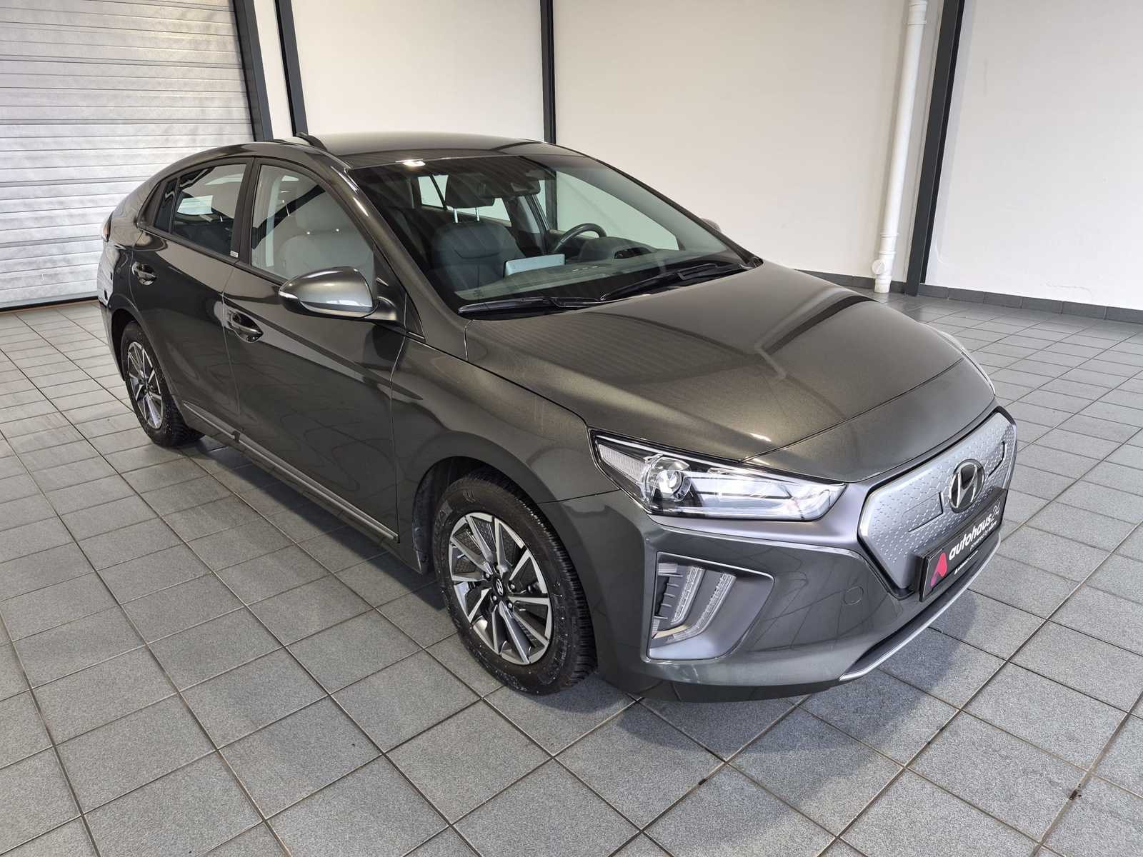 Hyundai IONIQ Limousine HYUNDAI IONIQ ELEKTRO Trend Schräghecklimousine #1