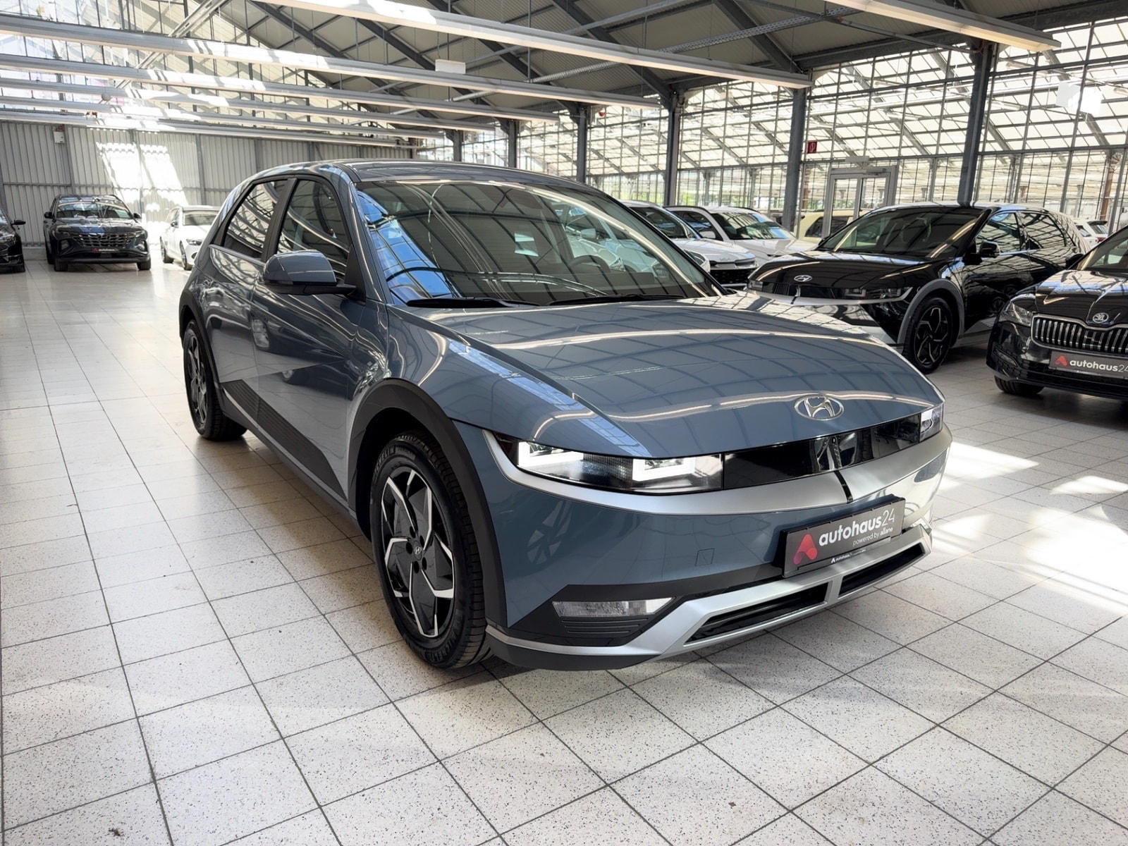 Hyundai IONIQ 5 Limousine HYUNDAI IONIQ 5 58 kWh 125 kW Heckantrieb Sports Utility Vehicle #1