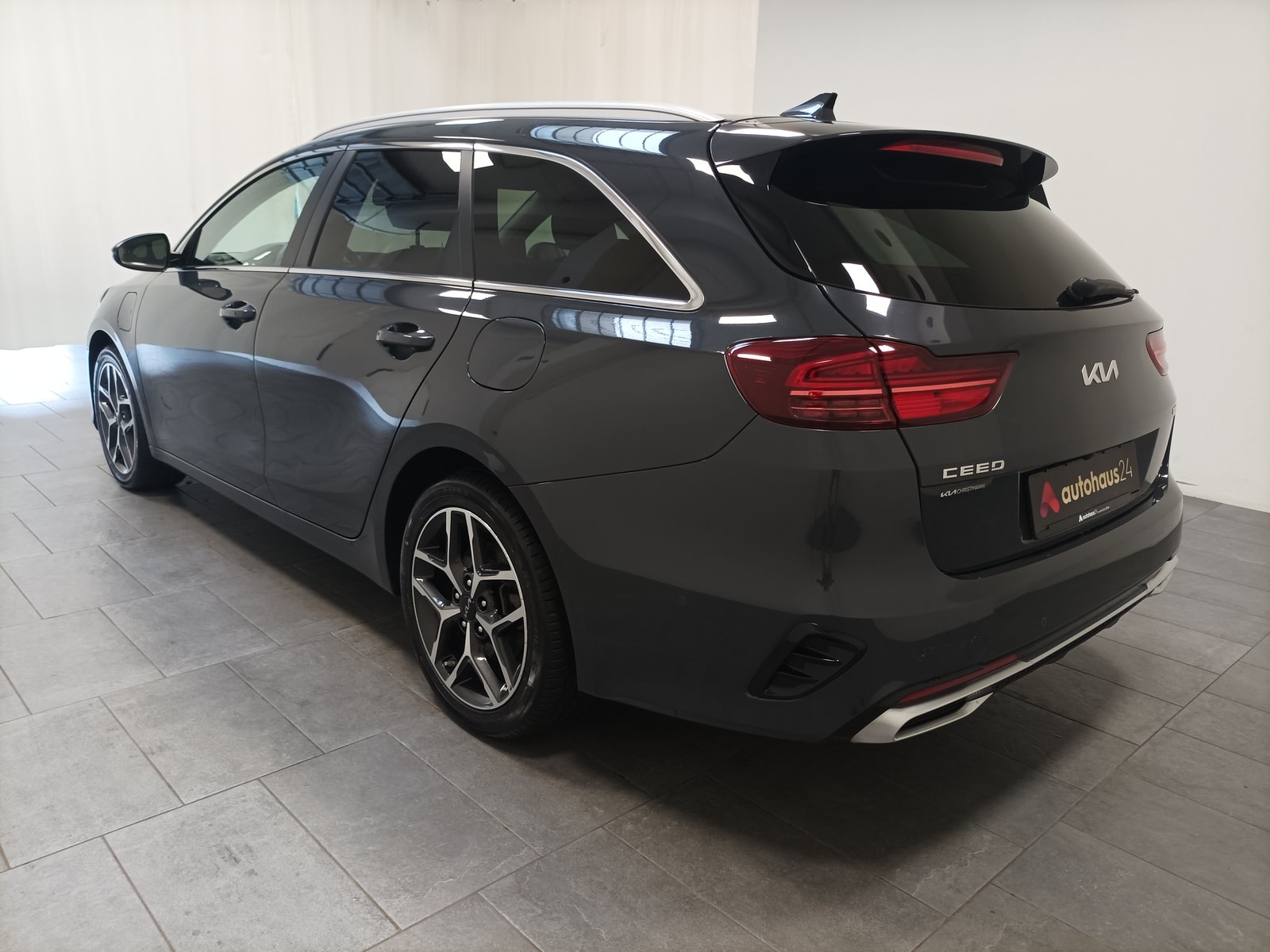 Kia Ceed Kombi Ceed 1.6 Plug-in Hybrid Platinum Edition (EURO 6d) #4