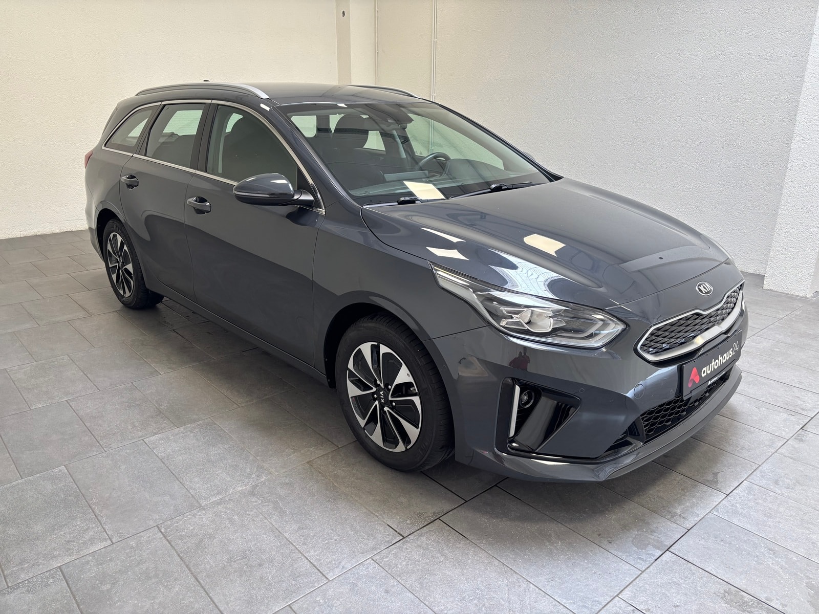 Kia Ceed Kombi KIA Ceed 1.6 GDI Plug-In Hybrid Spirit Sportsw. Kombi #1