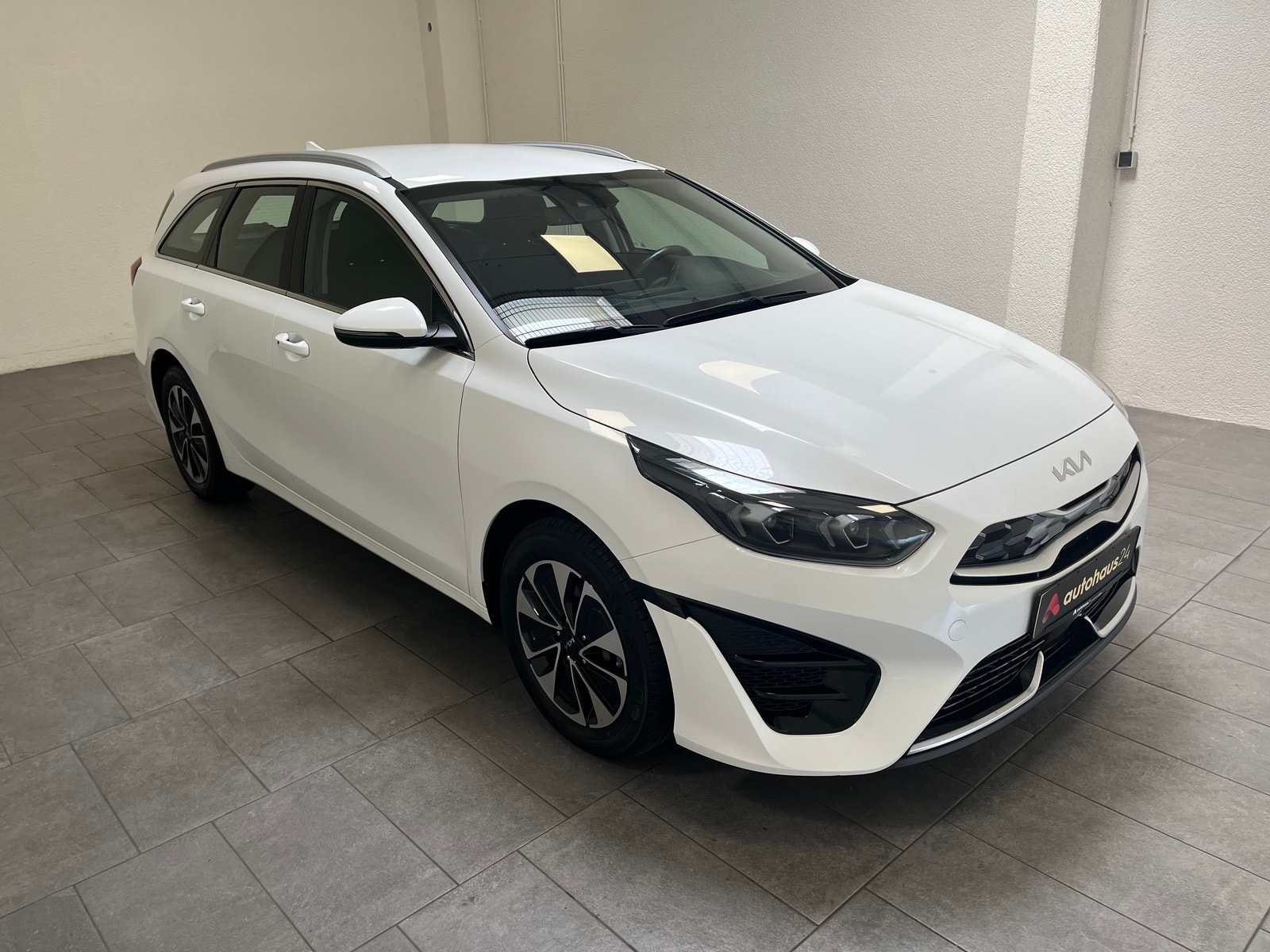 Kia Ceed Kombi KIA Ceed 1.6 GDI Plug-In Hybrid Vision Sportsw. Kombi #1