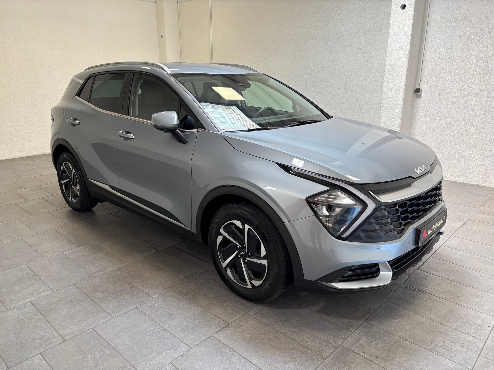 Kia Sportage SUV / Crossover / Geländewagen KIA Sportage 1.6 T-GDI 2WD Vision Sports Utility Vehicle #1