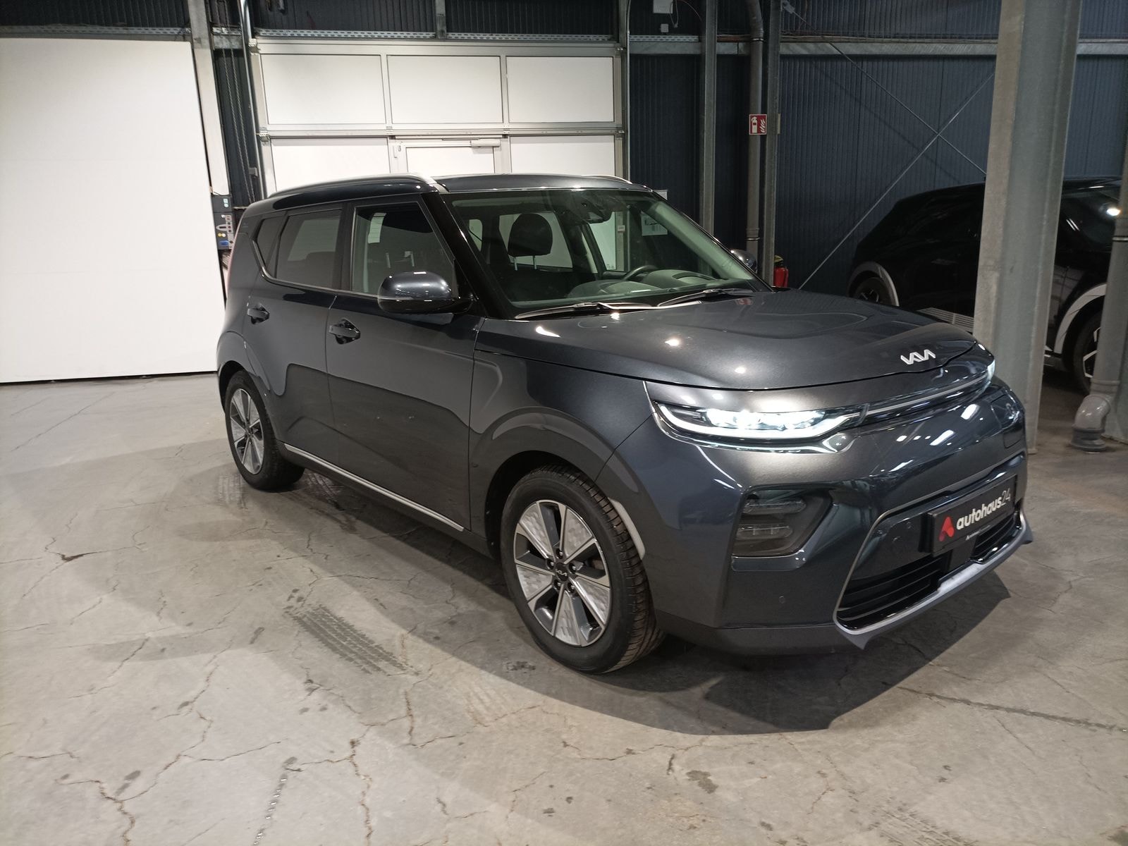 Kia Soul SUV / Crossover / Geländewagen KIA e-Soul 150kW Spirit Schräghecklimousine #1