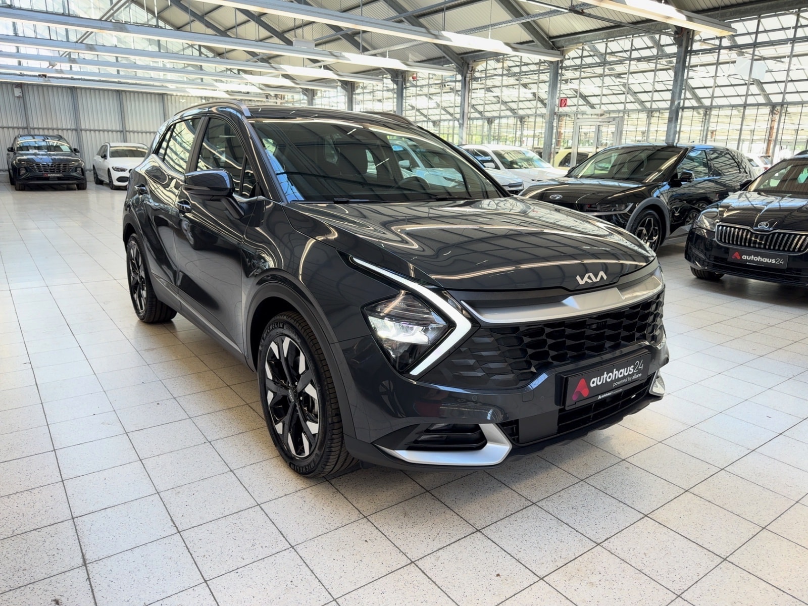 Kia Sportage SUV / Crossover / Geländewagen KIA Sportage 1.6 T-GDI Plug-in Hybrid Auto 4WD Sports Utility Vehicle #1