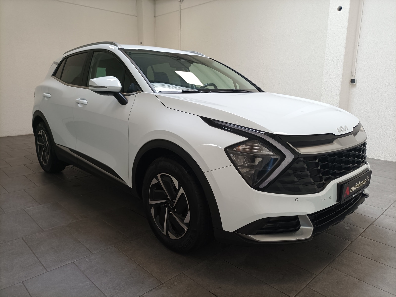 Kia Sportage SUV / Crossover / Geländewagen KIA Sportage 1.6 T-GDI 2WD Vision Sports Utility Vehicle #1