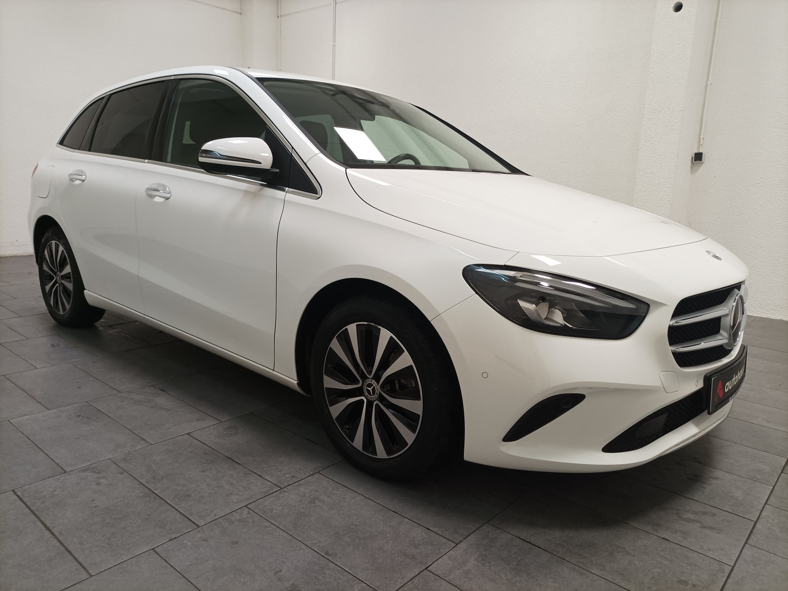 Mercedes-Benz B-Klasse Kleinbus / Van MERCEDES B-Klasse B 250 e DCT Kompaktvan #1