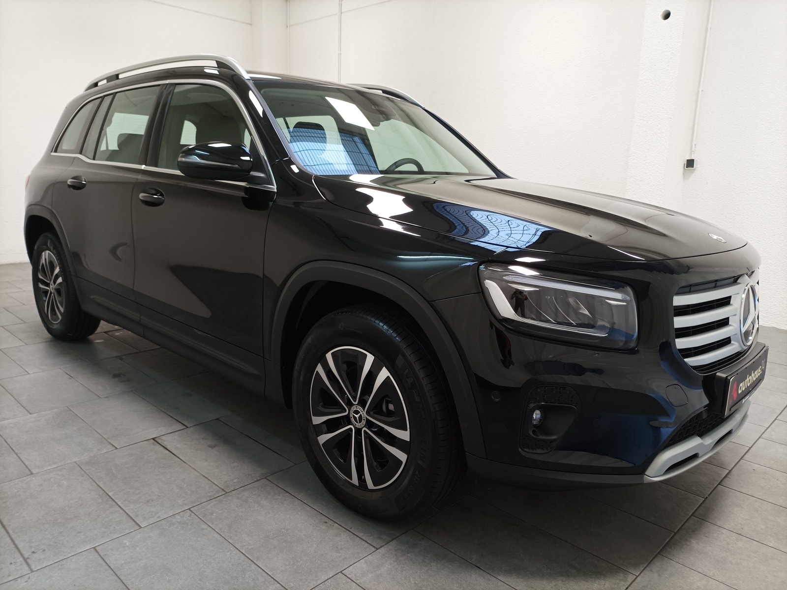 Mercedes-Benz GLB-Klasse SUV / Crossover / Geländewagen MERCEDES GLB GLB 200 d 4MATIC DCT Sports Utility Vehicle #1