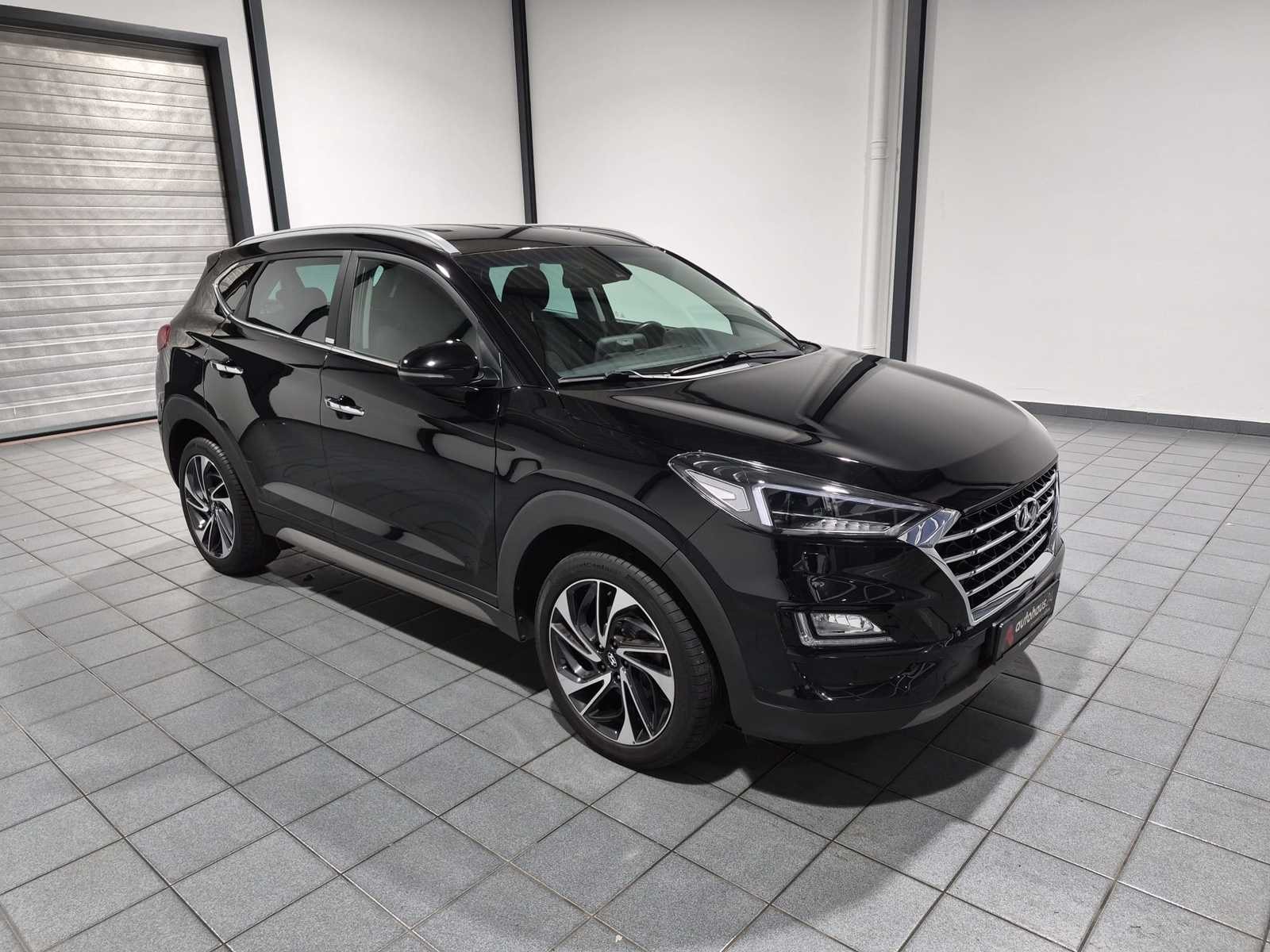 Hyundai Tucson SUV / Crossover / Geländewagen HYUNDAI Tucson 1.6 T-GDI Premium 2WD DCT Sports Utility Vehicle #1