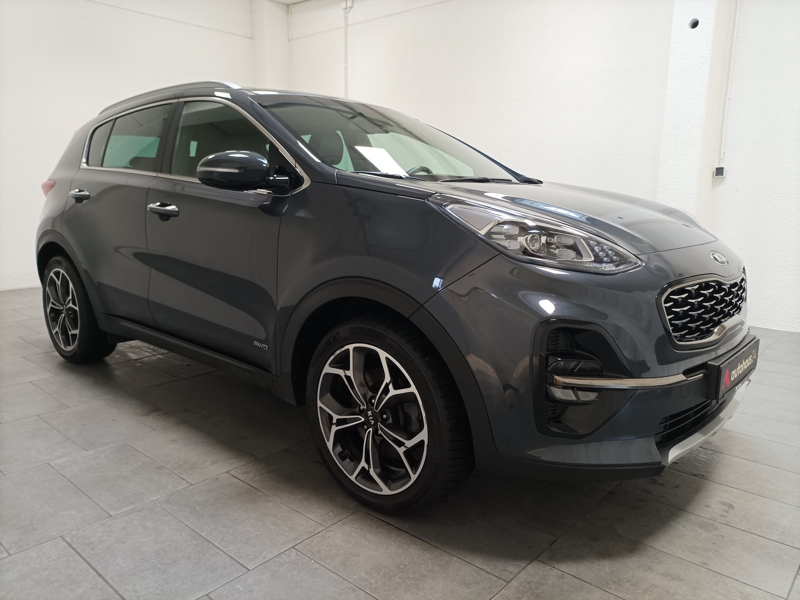 Kia Sportage SUV / Crossover / Geländewagen KIA Sportage 1.6 T-GDI DCT 4WD GT line Sports Utility Vehicle #1