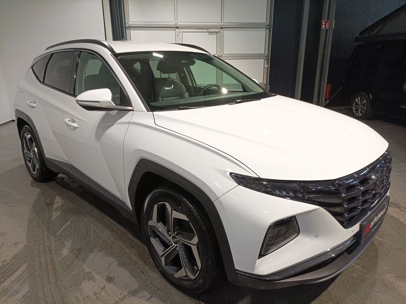 Hyundai Tucson SUV / Crossover / Geländewagen HYUNDAI Tucson 1.6 T-GDI Plug-in Hybrid 4WD Auto Sports Utility Vehicle #1