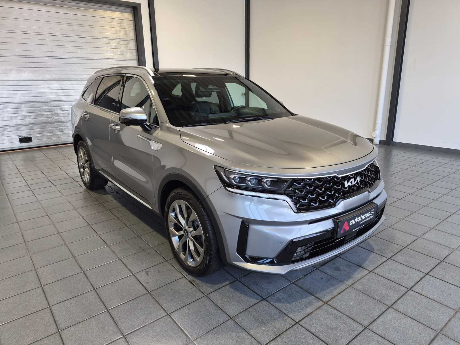 Kia Sorento SUV / Crossover / Geländewagen KIA Sorento 2.2 CRDi AWD Platinum DCT8 Sports Utility Vehicle #1