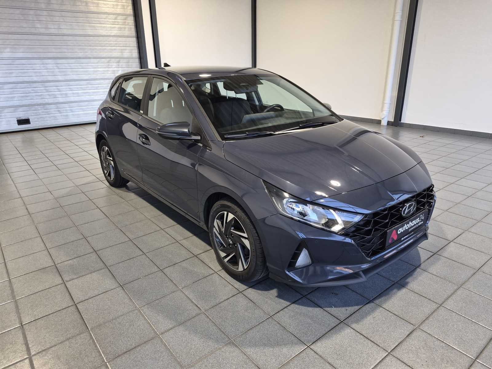 Hyundai i20 Schräghecklimousine HYUNDAI i20 1.0 T-GDI Trend Coupe Schräghecklimousine #1