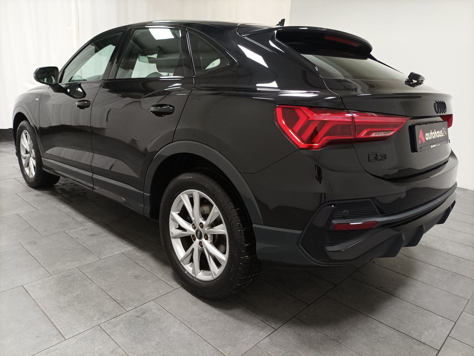 Audi Q3 SUV Q3 Sportback 35 2.0 TDI S line (EURO 6d) #4