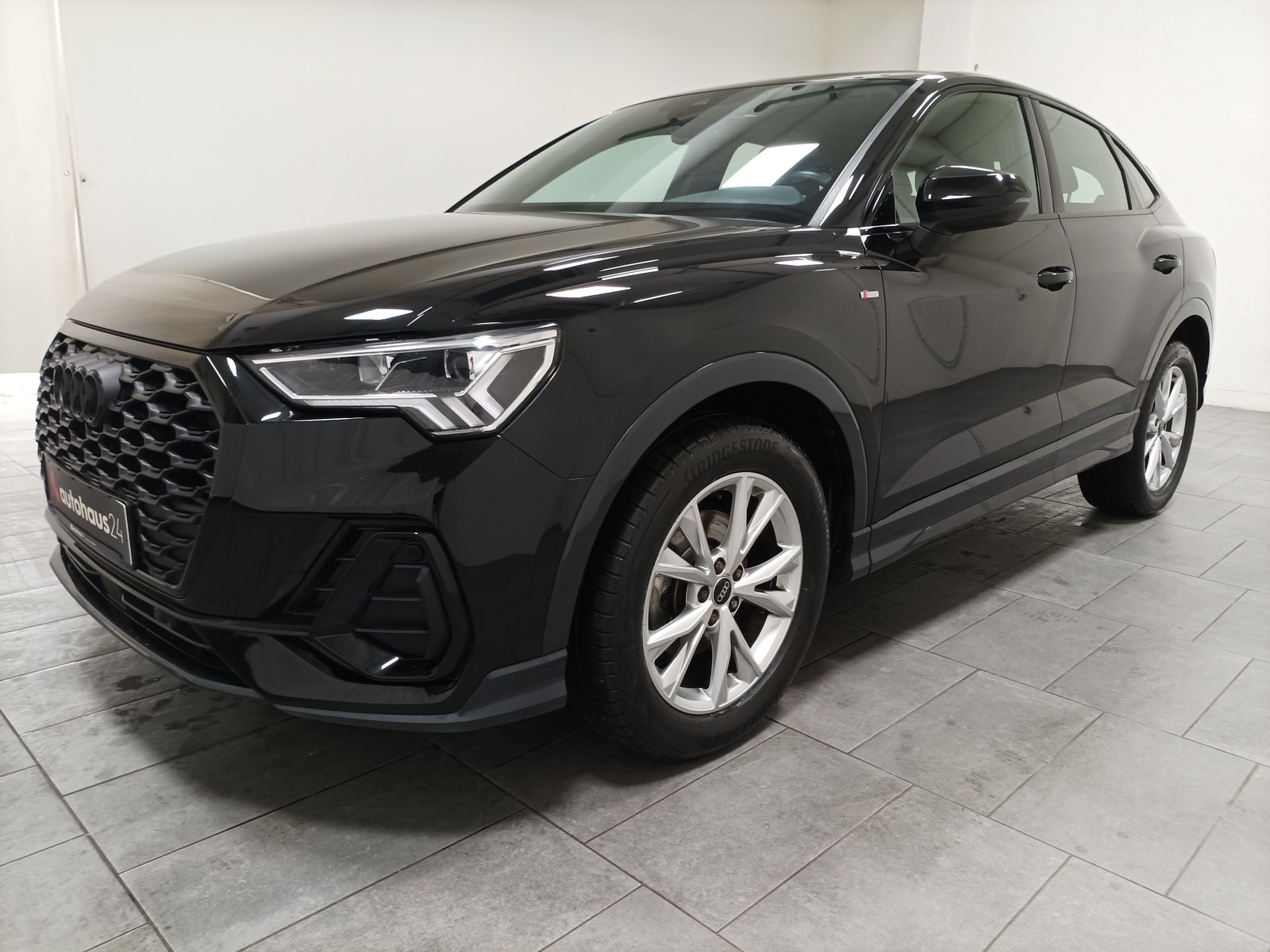 Audi Q3 SUV Q3 Sportback 35 2.0 TDI S line (EURO 6d) #3