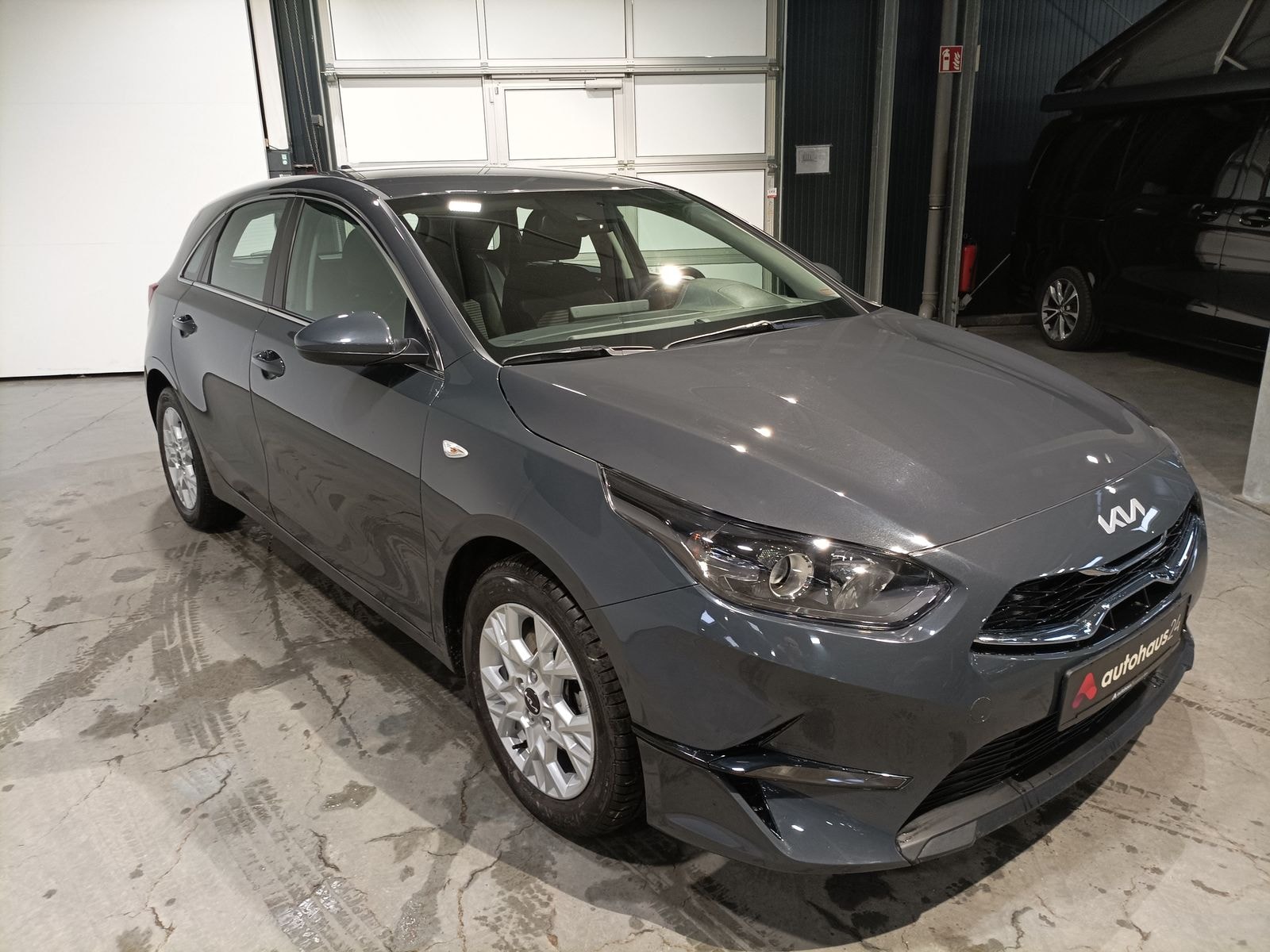 Kia Ceed Limousine KIA Ceed 1.5 T-GDI DCT Vision Schräghecklimousine #1