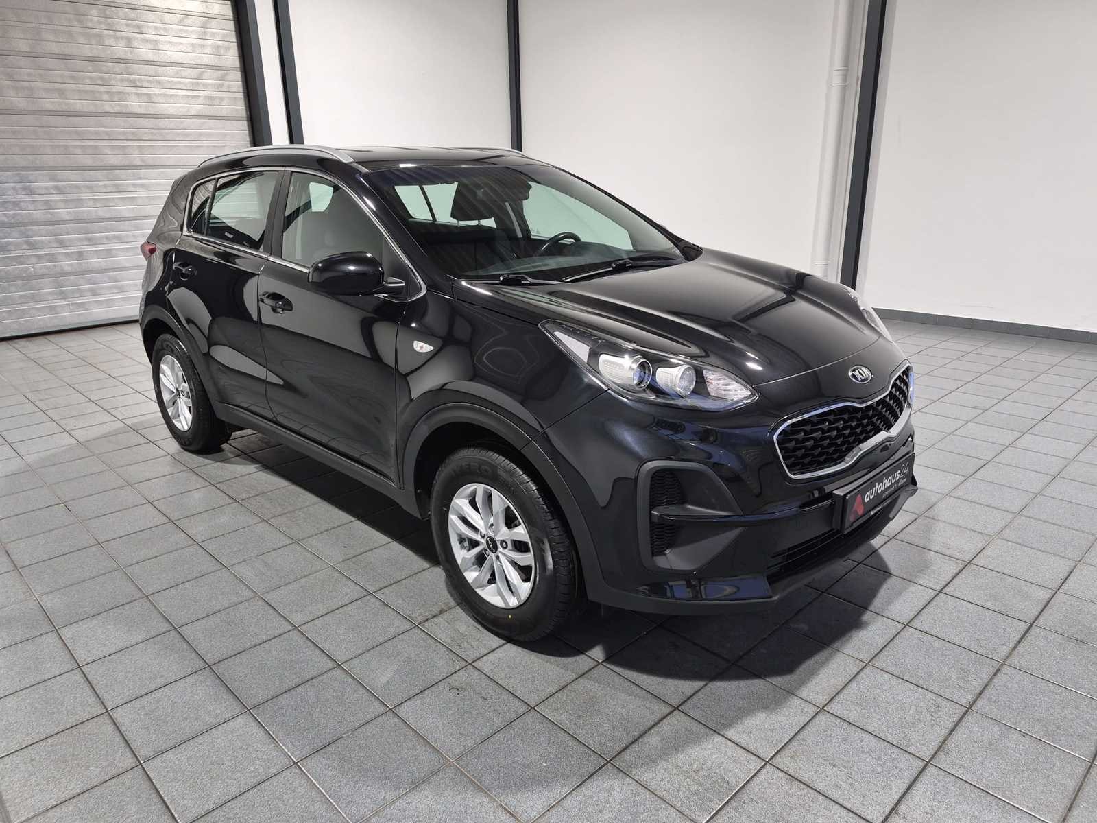 Kia Sportage SUV / Crossover / Geländewagen KIA Sportage 1.6 GDI 2WD Edition 7 Sports Utility Vehicle #1